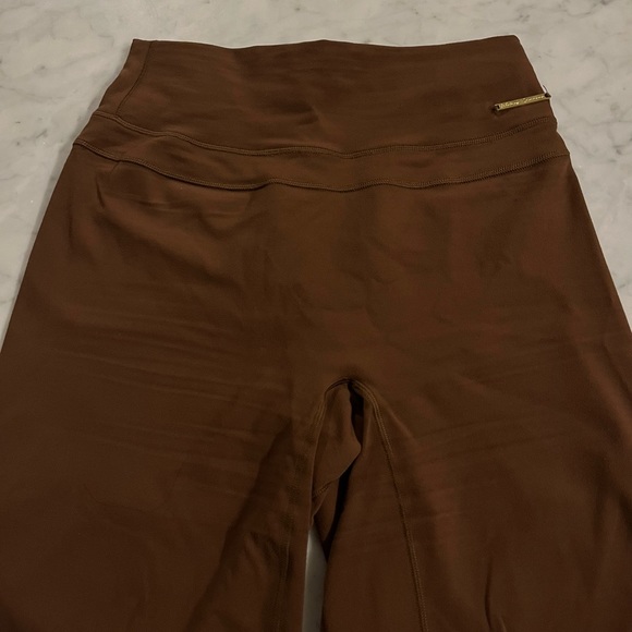 Whitney Simmons x Gymshark Biker Shorts - Picture 4 of 4